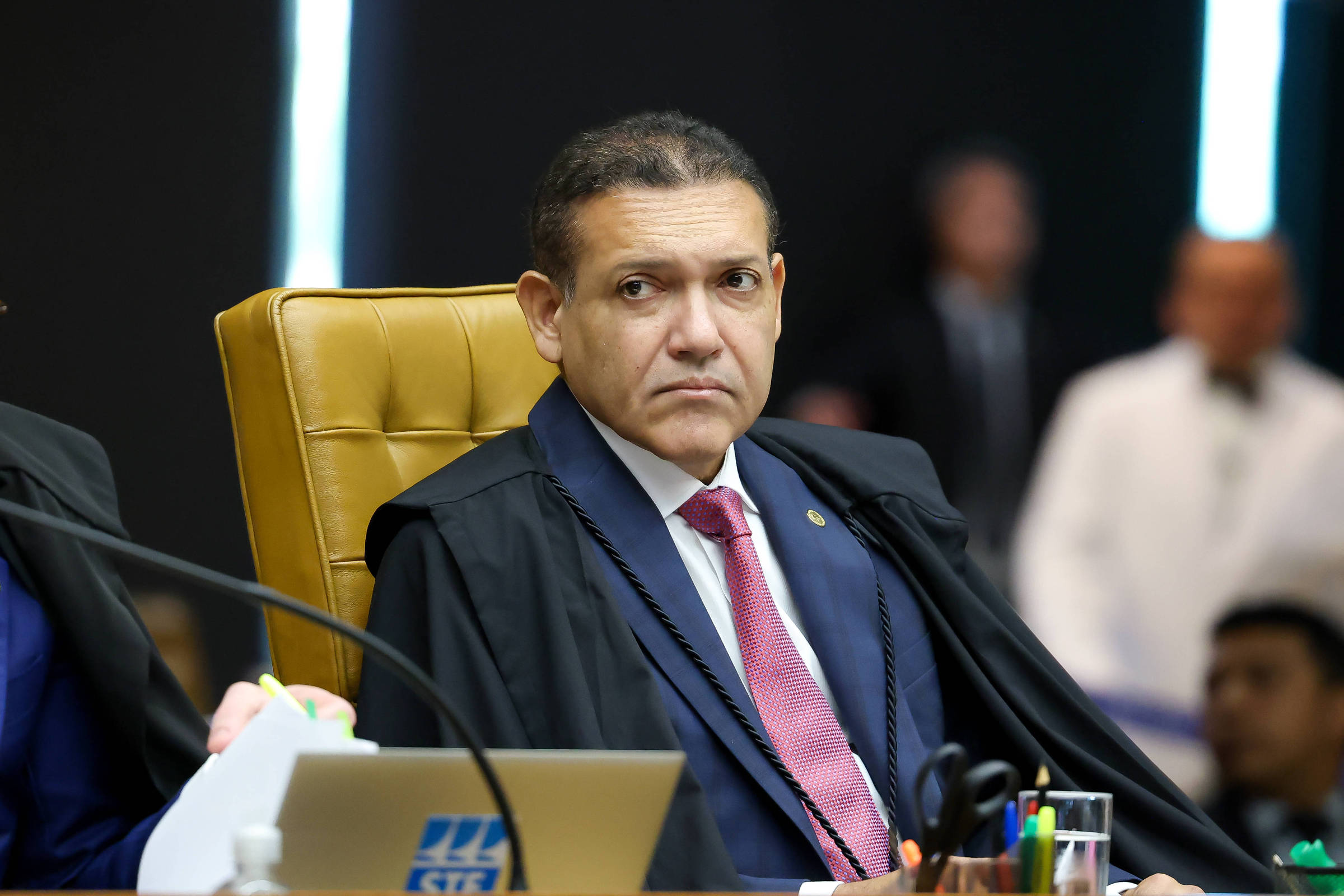 Kassio pede que PGR se manifeste em até 20 dias sobre revisão criminal de Bolsonaro