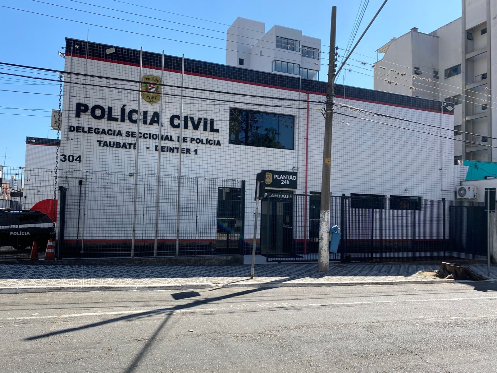 Suspeito morre após ser baleado por PMs durante ocorrência de violência doméstica em Taubaté