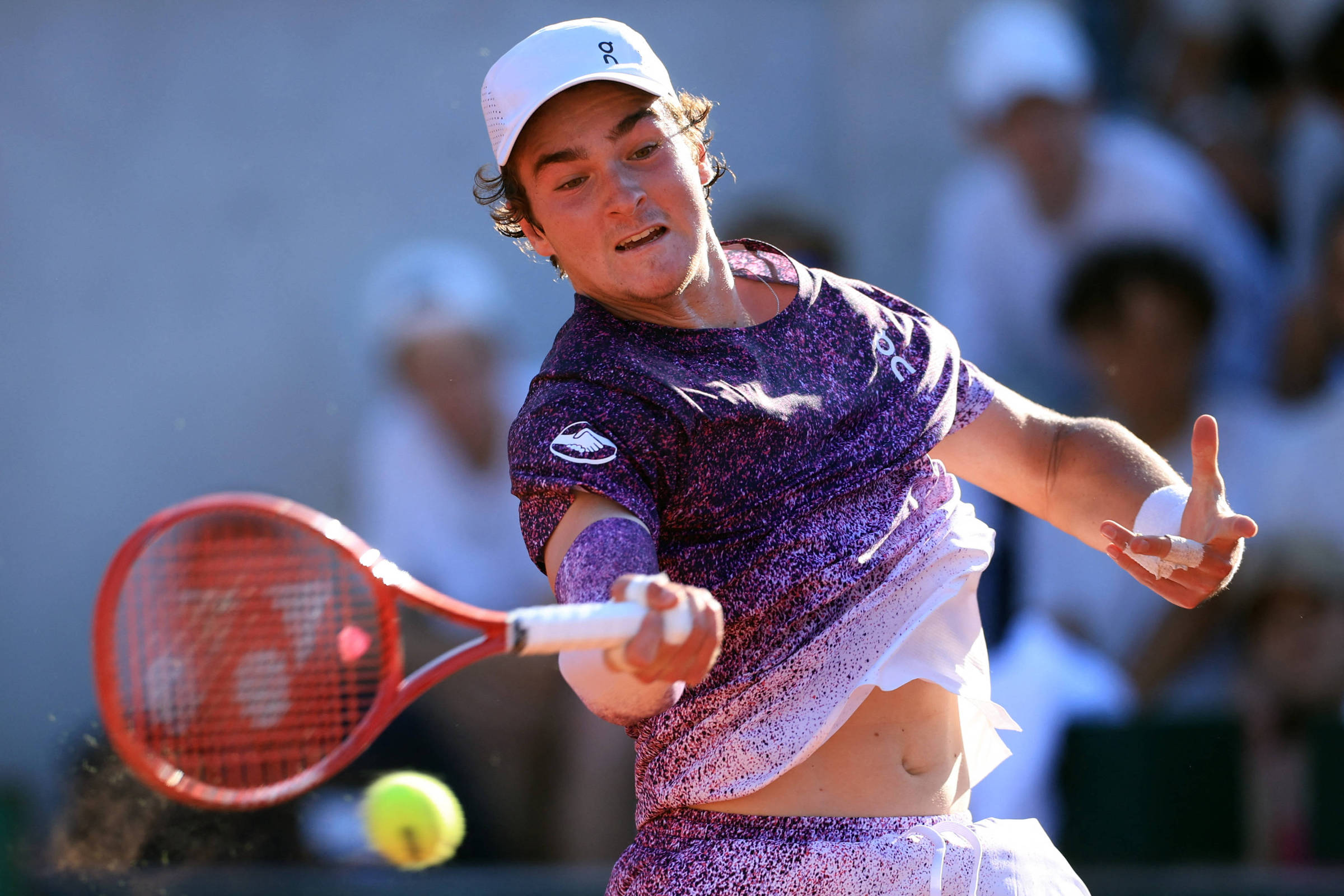 João Fonseca e Djokovic fazem duelo de gerações em Roland Garros