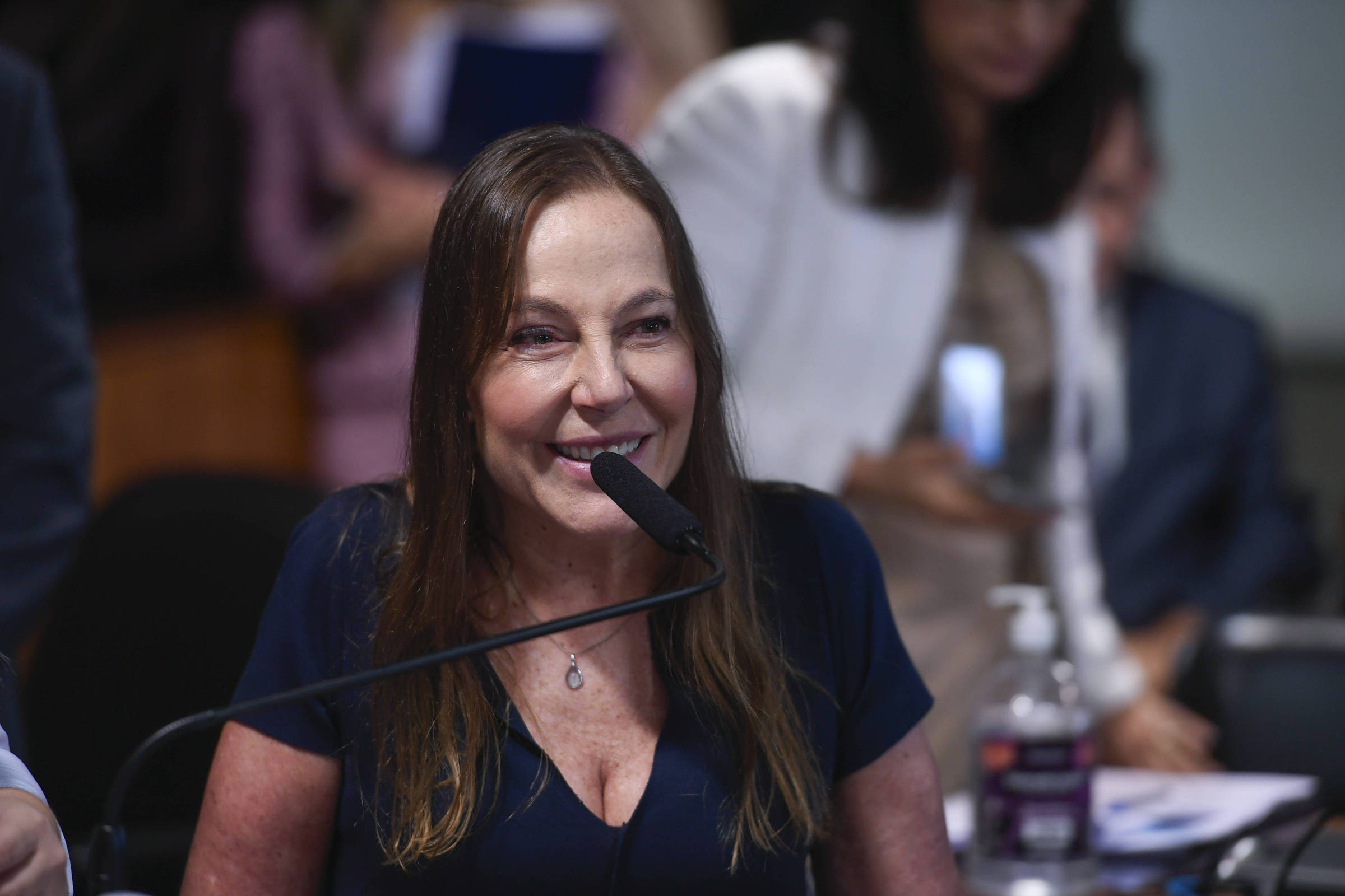 PSD mira eleitorado feminino em inserções, e senadora defende 'mão pesada' contra agressores
