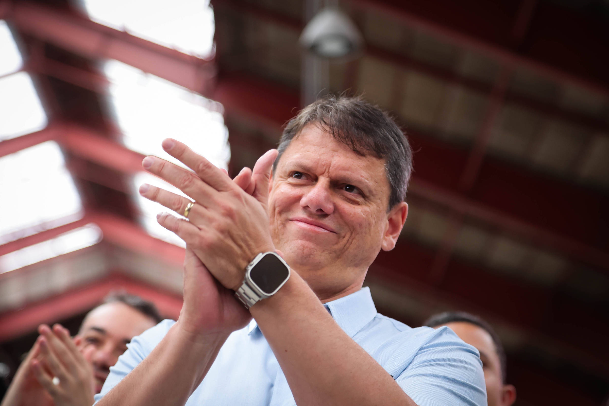 Tarcísio chama Haddad de 'ministro da Fazenda do Paraguai' e diz que nunca se reuniu com Vorcaro