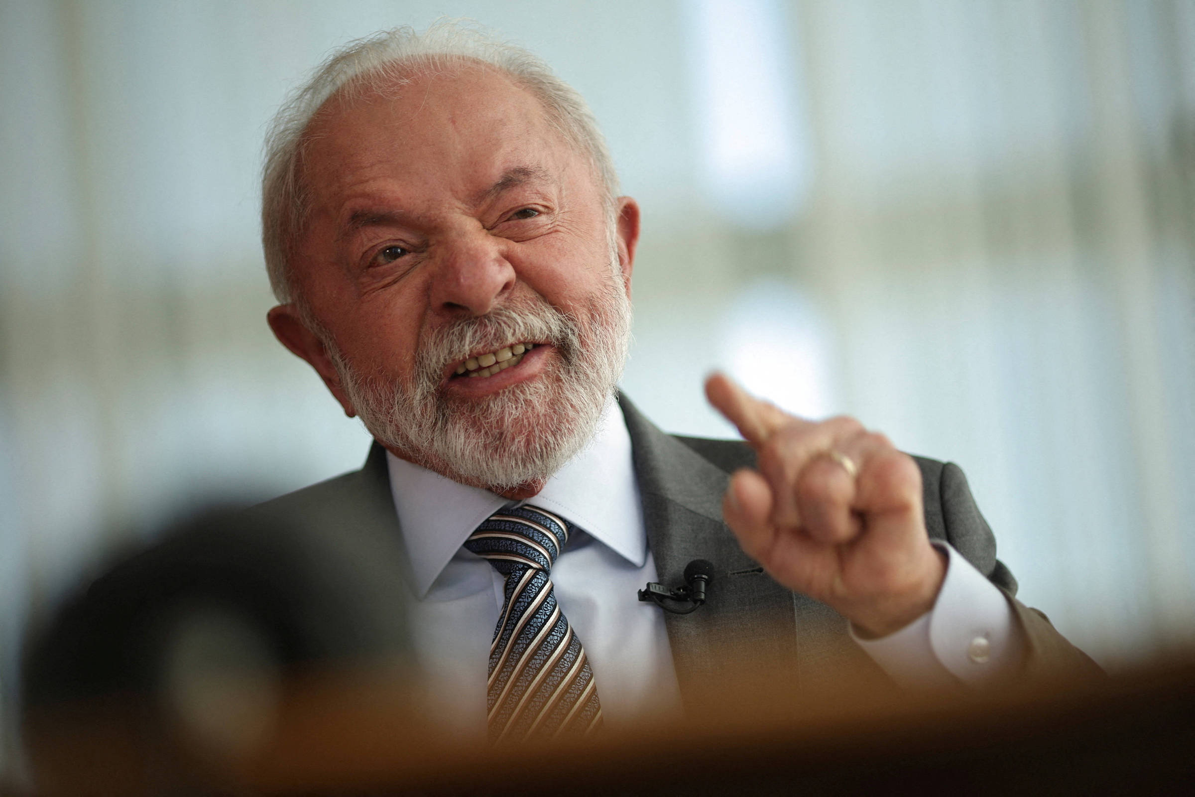 Lula sugere forca para 'traidores da pátria', e pré-campanha de Flávio vê incitação à violência