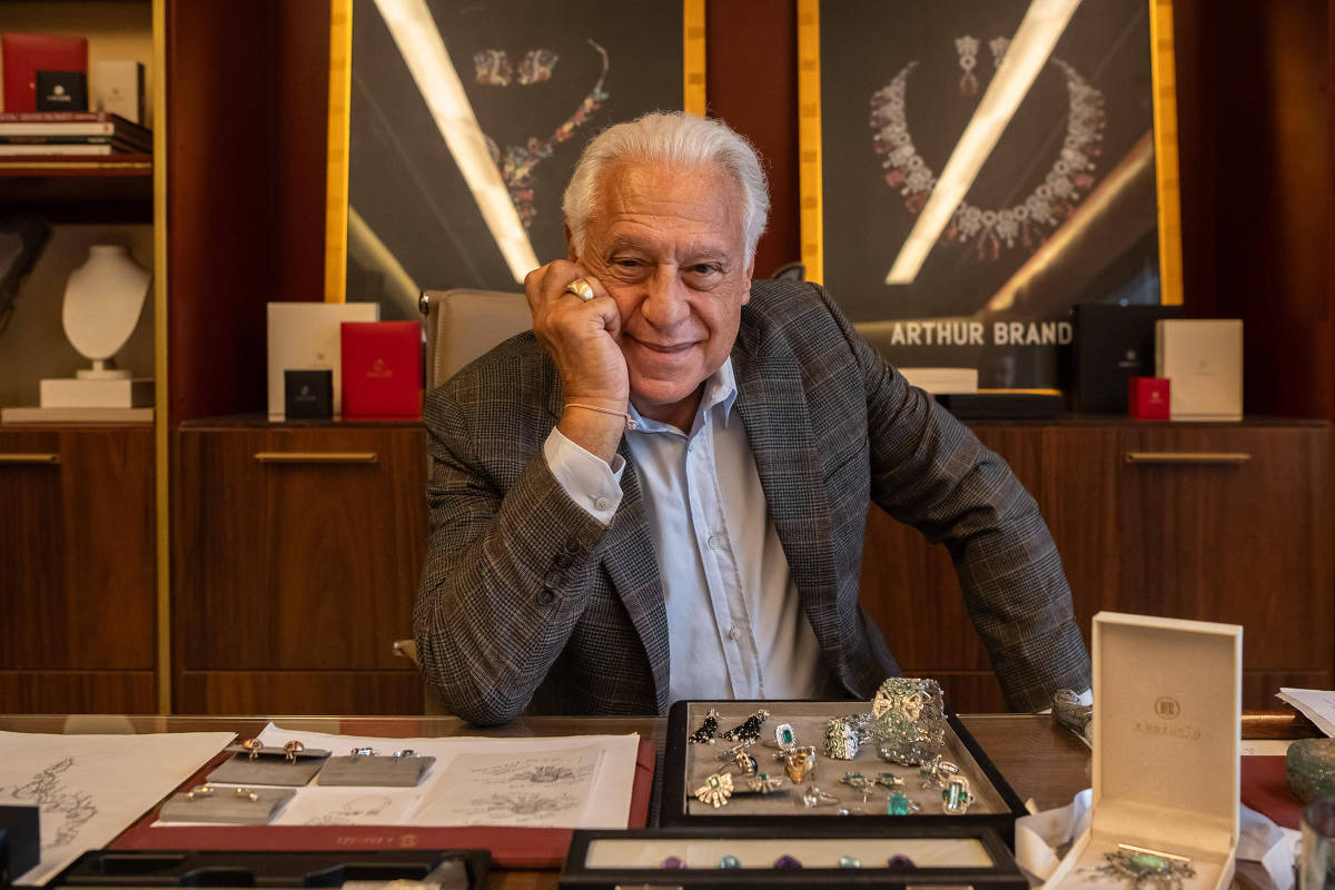 Antonio Fagundes se despede de Arthur em 'Quem Ama Cuida': 'Feliz com todo carinho'