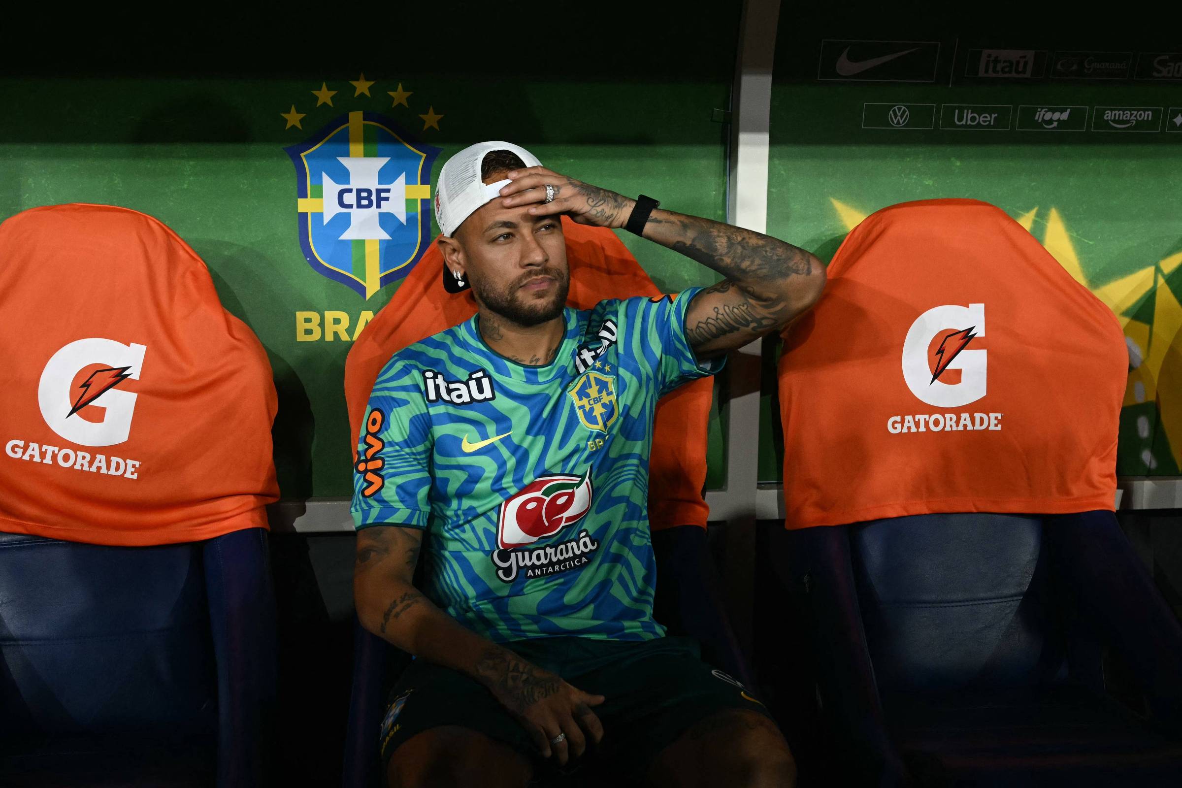 Neymar não viaja com seleção para amistoso e fica em Nova Jersey para tratamento