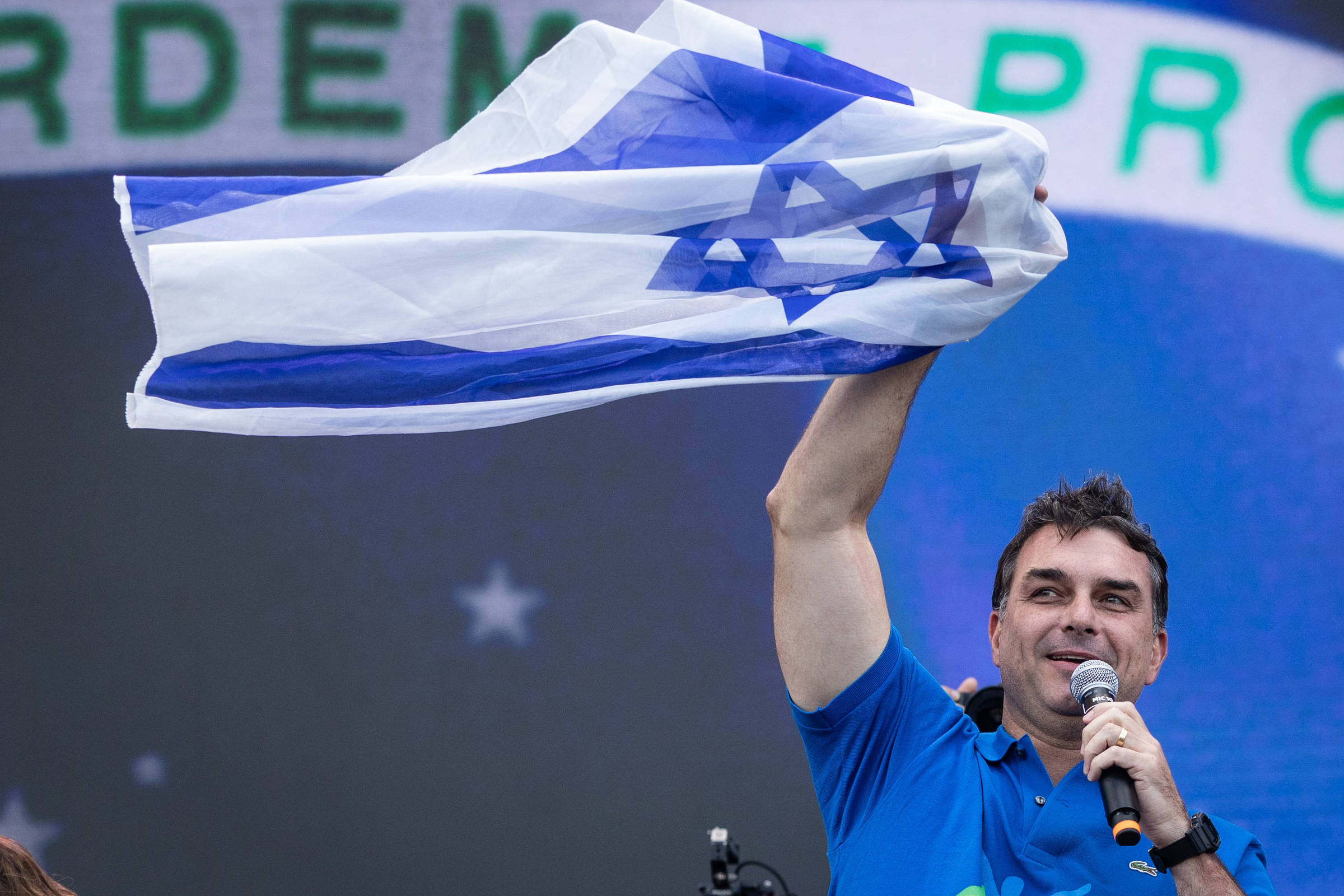Flávio empolga na Marcha para Jesus, mas ainda precisa evitar o efeito fariseu