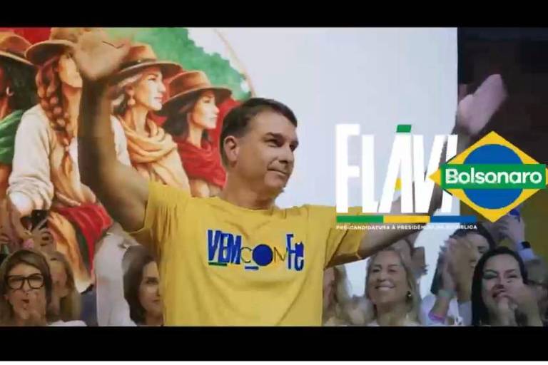 Pré-campanha de Flavio lança vídeo e jingle que falam de fé e defesa da família