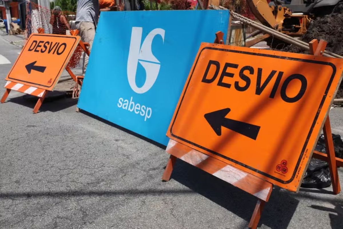 Sabesp interdita ruas na Baixada Santista para obras de saneamento; confira os endereços