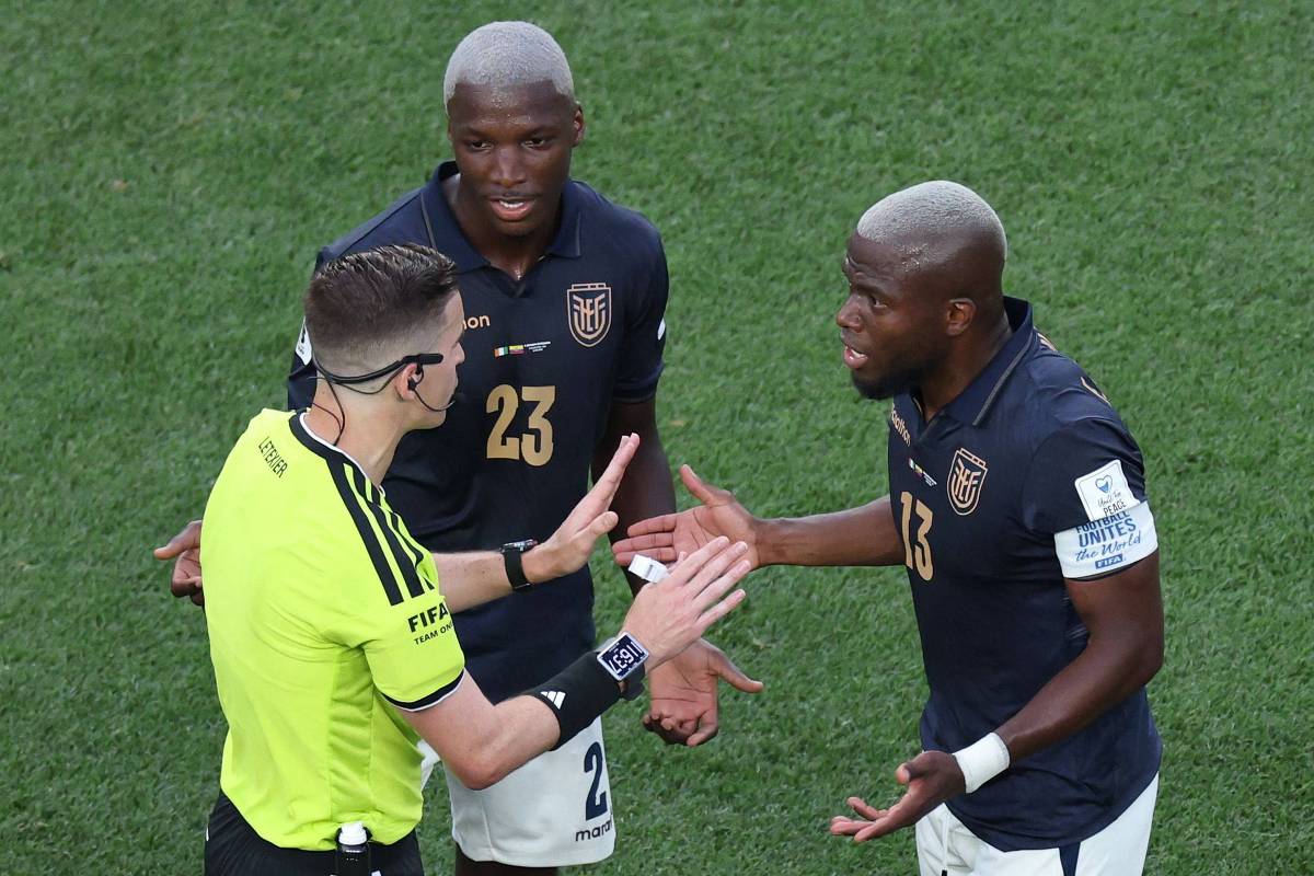 Equatoriano Caicedo é forçado a ficar um minuto fora de campo por nova regra de contusões na Copa
