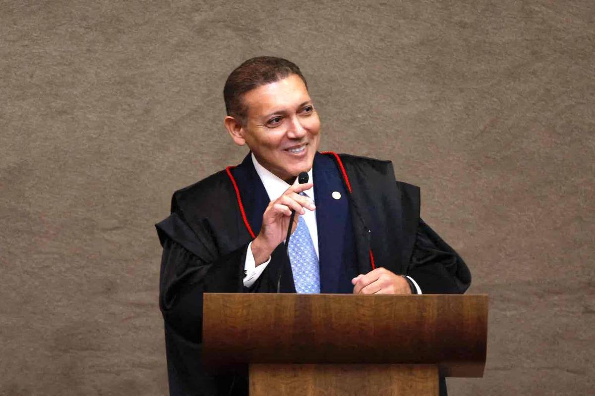 Kassio diz a embaixadores que TSE pode detectar até mínimas alterações maliciosas nas urnas