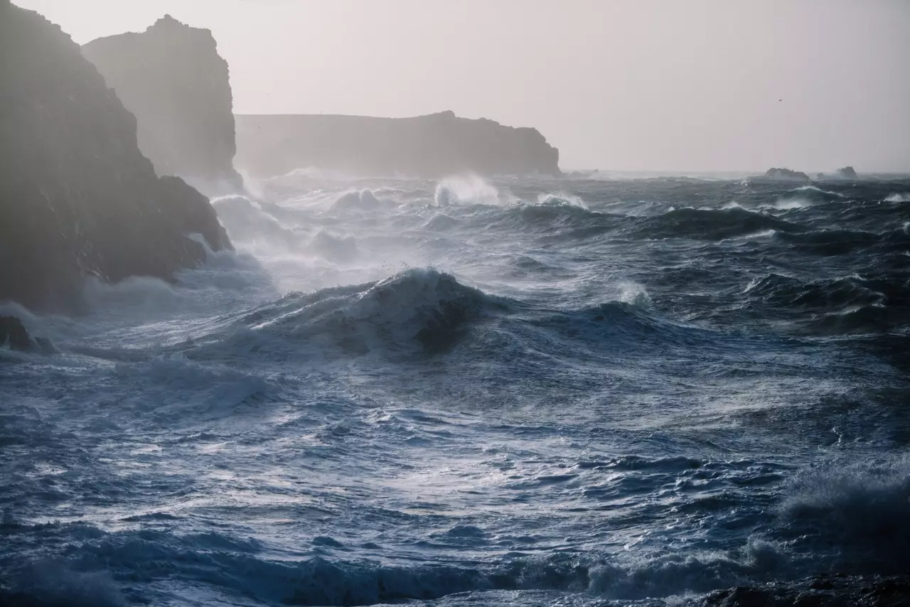 Últimos dias de outono têm chuva, queda de temperatura e ressaca no Litoral Norte