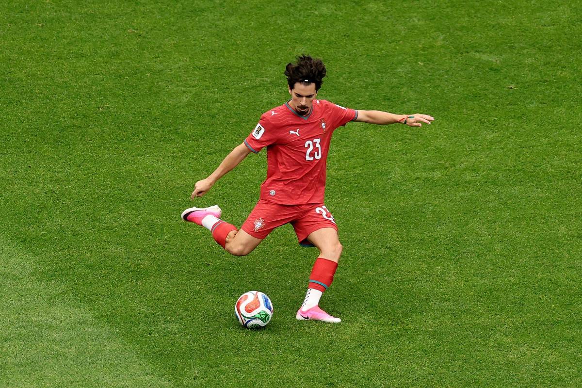 Português supera espanhóis na liderança dos passes certos da 1ª rodada; veja o top 10