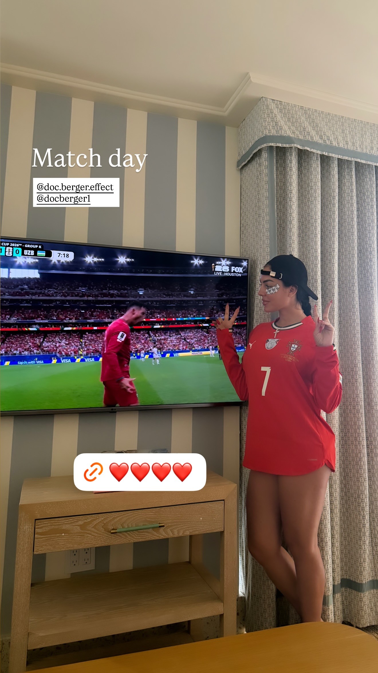 Namorada de Cristiano Ronaldo, atriz de ‘Esquadrão Suicida’ e modelo Sara Sampaio celebram goleada de Portugal; veja