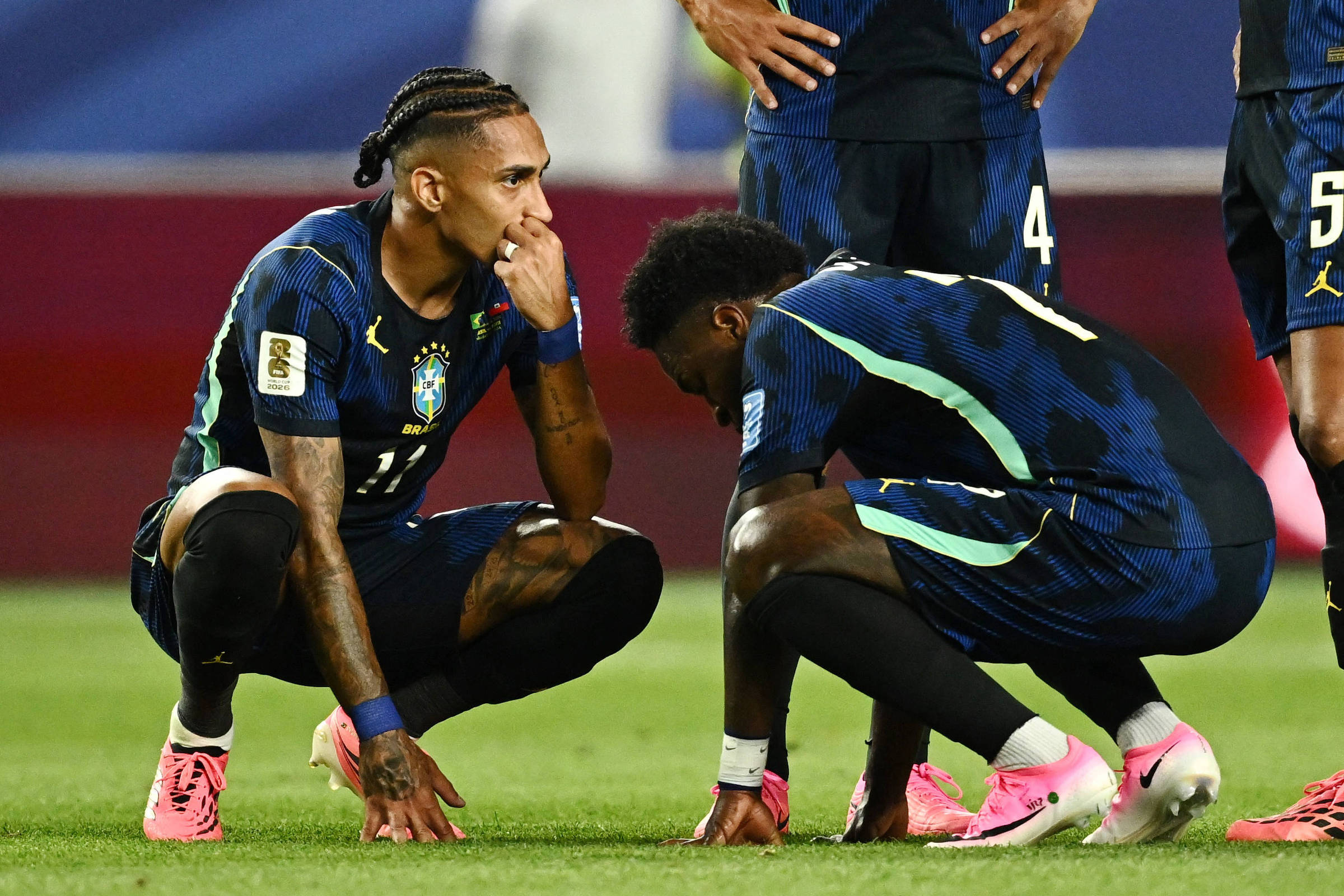 Farei o que estiver ao meu alcance para voltar o mais rápido possível, diz Raphinha após lesão na Copa