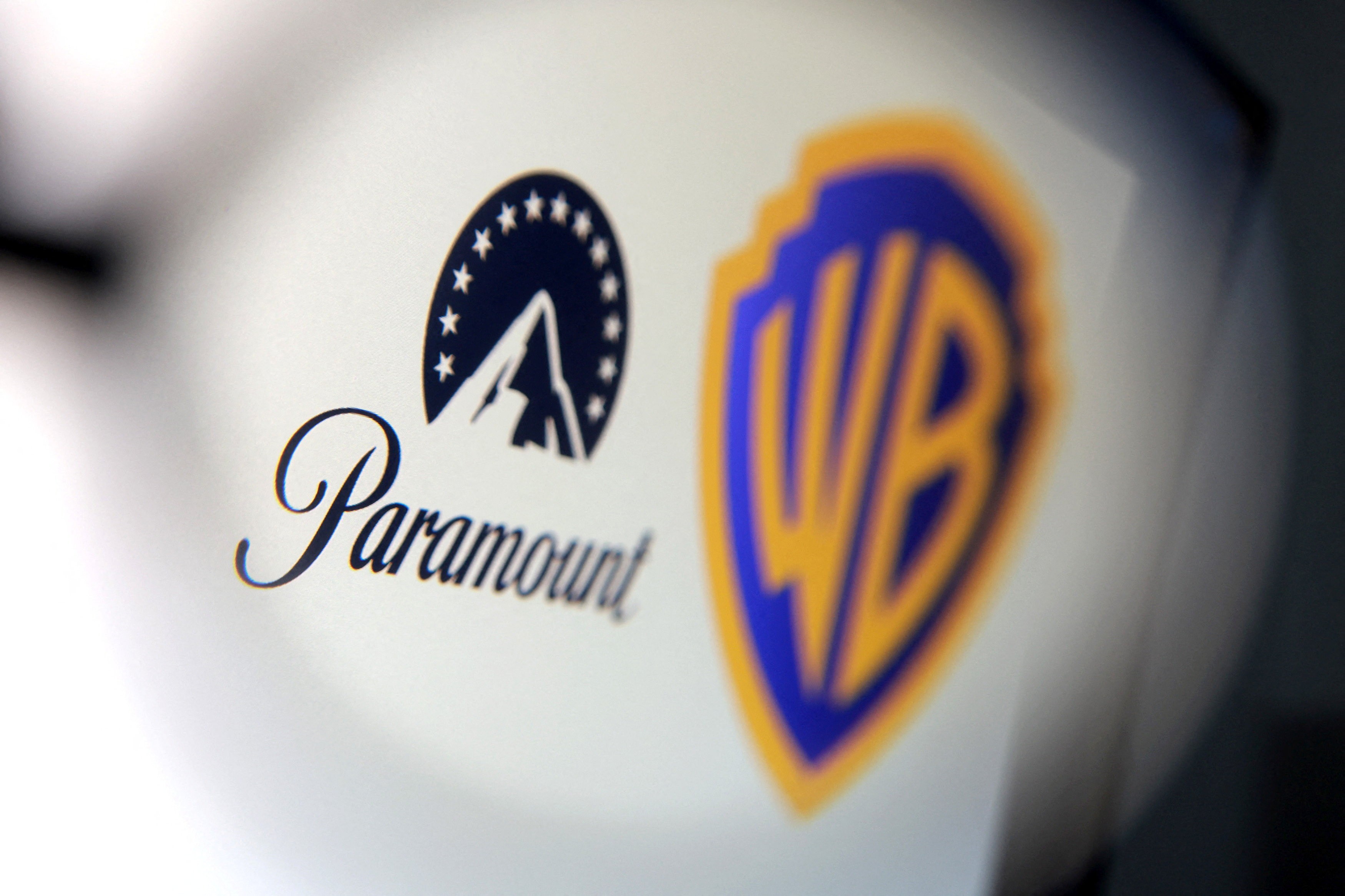 Paramount está pronta para vender joint venture com Universal para fechar acordo com Warner, diz agência