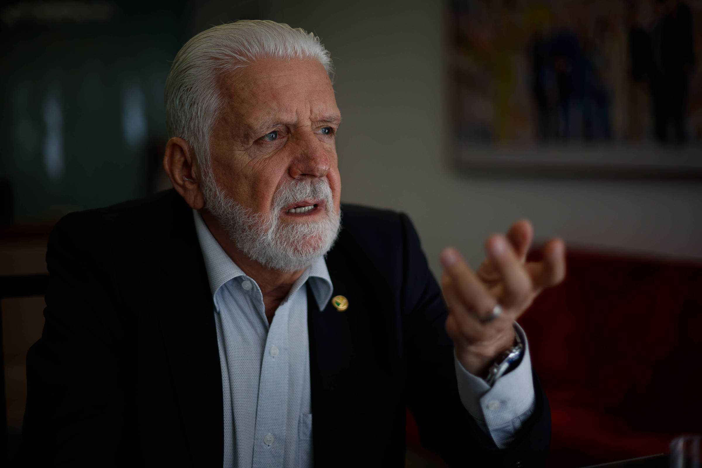Jaques Wagner admite relação com ex-sócio do Master e diz que reclamou a Lula de 'patacoada' da PF