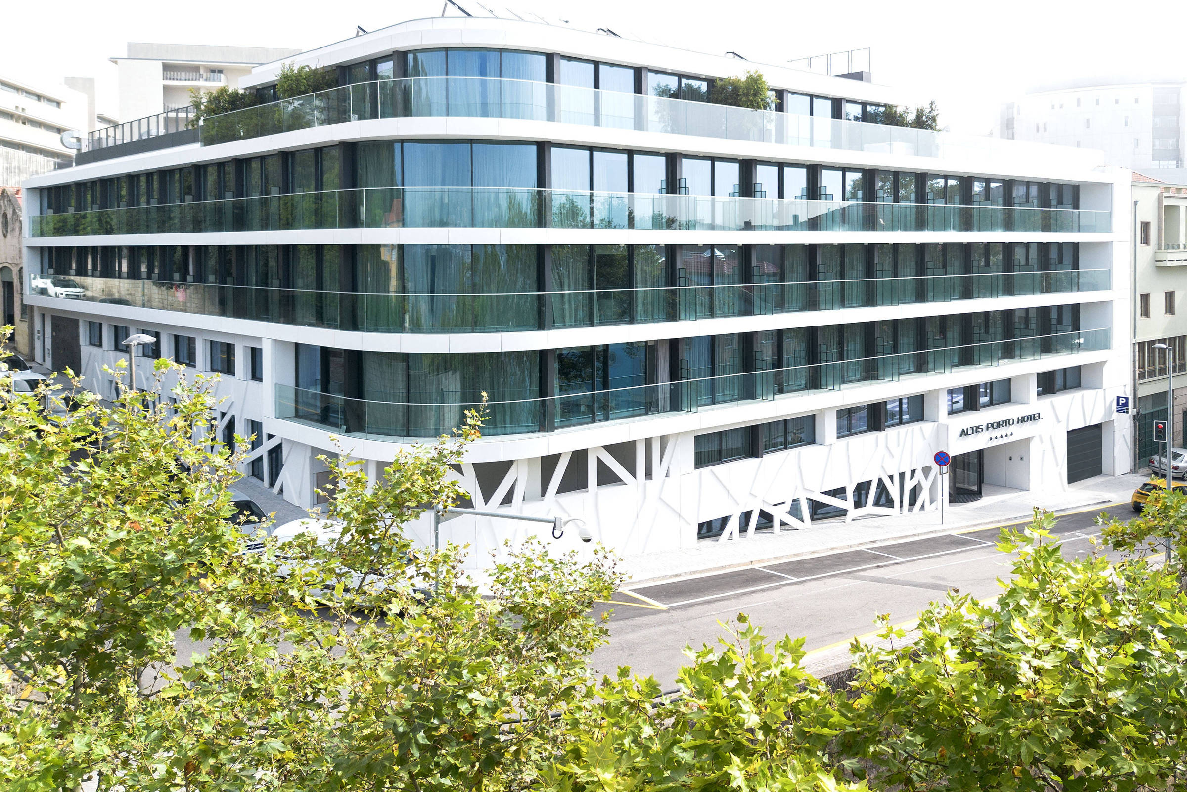 Altis Hotel, no Porto, aposta em wellness e arquitetura contemporânea
