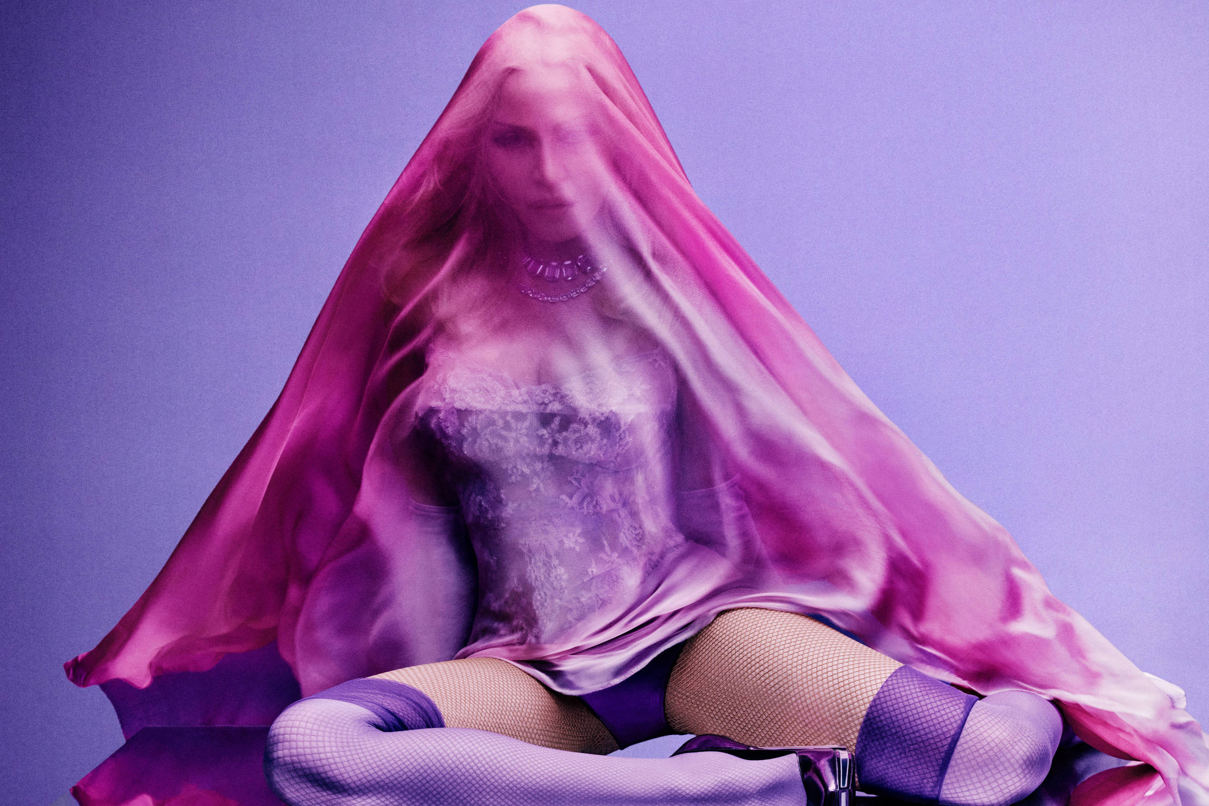 Madonna faz da pista de dança trincheira contra a caretice em 'Confessions II'