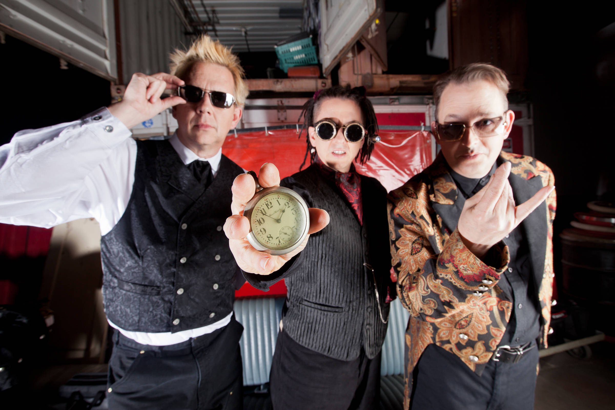 Information Society volta a São Paulo para show de dance music com Thea Austin e Noel Pagan