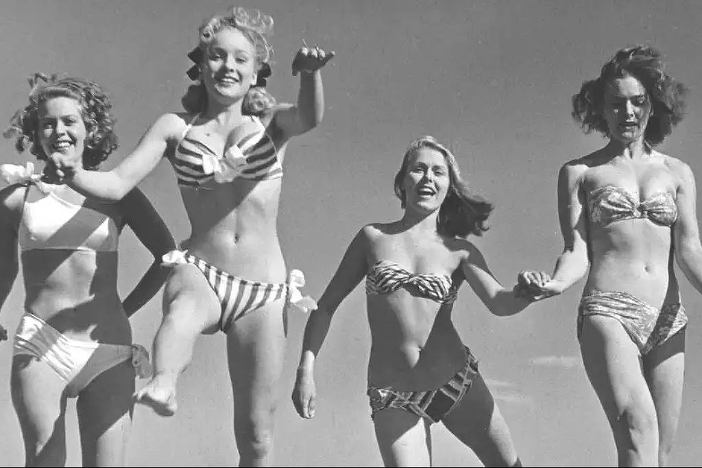 Biquíni, a invenção 'mais importante desde a bomba atômica', completa 80 anos