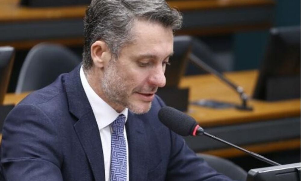 TSE devolve comando do Cidadania a Alex Manente