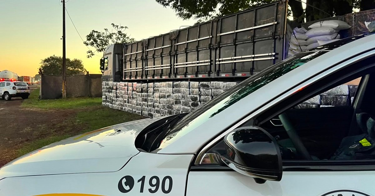 Caminhoneiro é preso em SP com mais de 4 toneladas de maconha