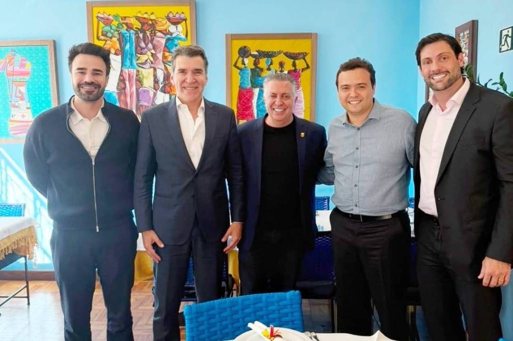 Pré-candidato ao governo de MG se reúne com prefeito de BH para tentar apoio da Federação União-PP