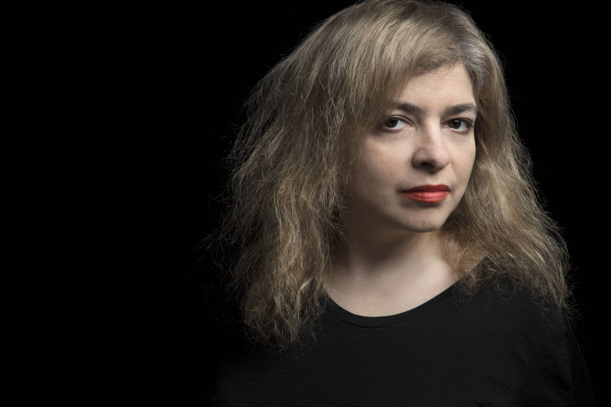 Mariana Enriquez se prova como mestra de um novo gênero literário