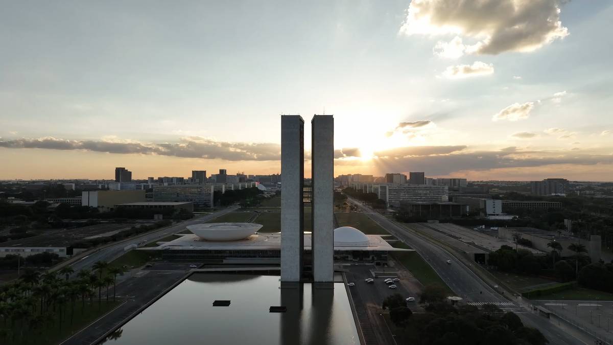 Documentários dirigidos por mulheres registram política recente do Brasil