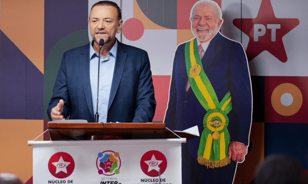 Presidente do PT convoca mobilização para pressionar Senado por PEC da escala 6×1