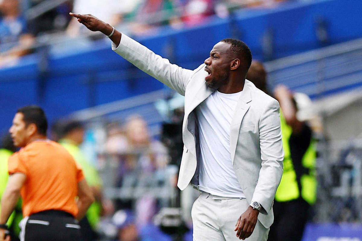 Senegal demite técnico Pape Thiaw depois de decepção na Copa