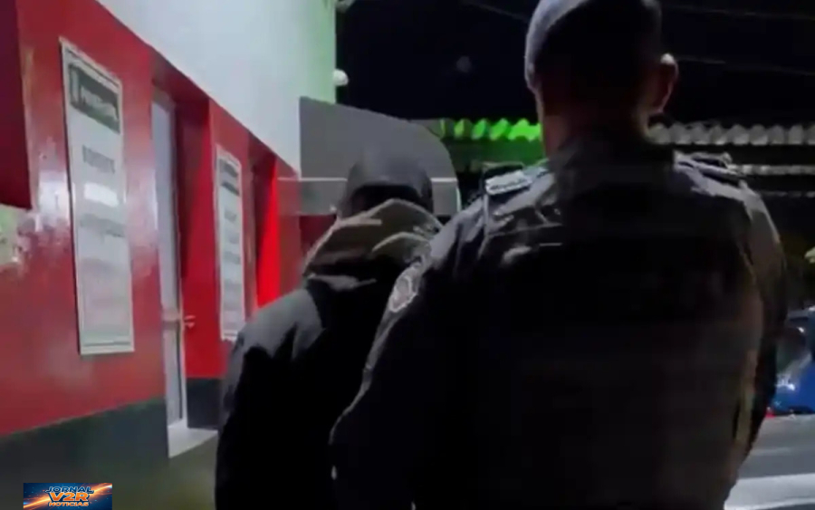 Homem é preso após tentar subornar policiais durante abordagem em Bragança Paulista, diz PM