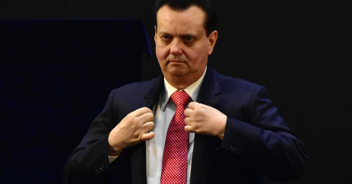 Primeiro a responder Dino, Kassab nega que influencie em emendas no PSD