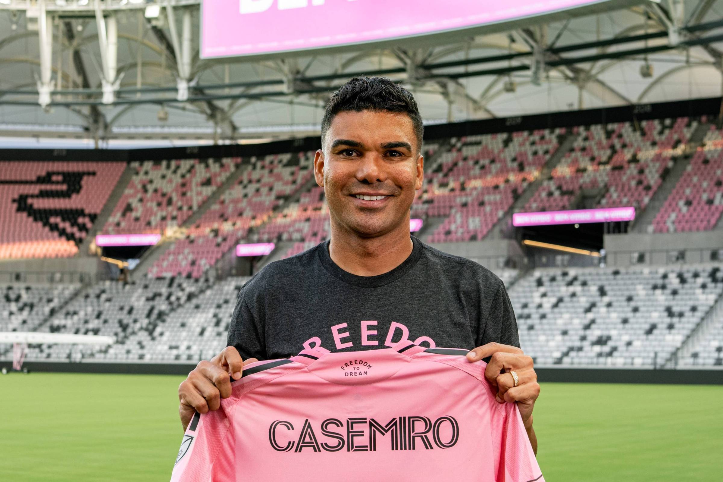 Inter Miami anuncia a contratação de Casemiro, mas MLS abre investigação