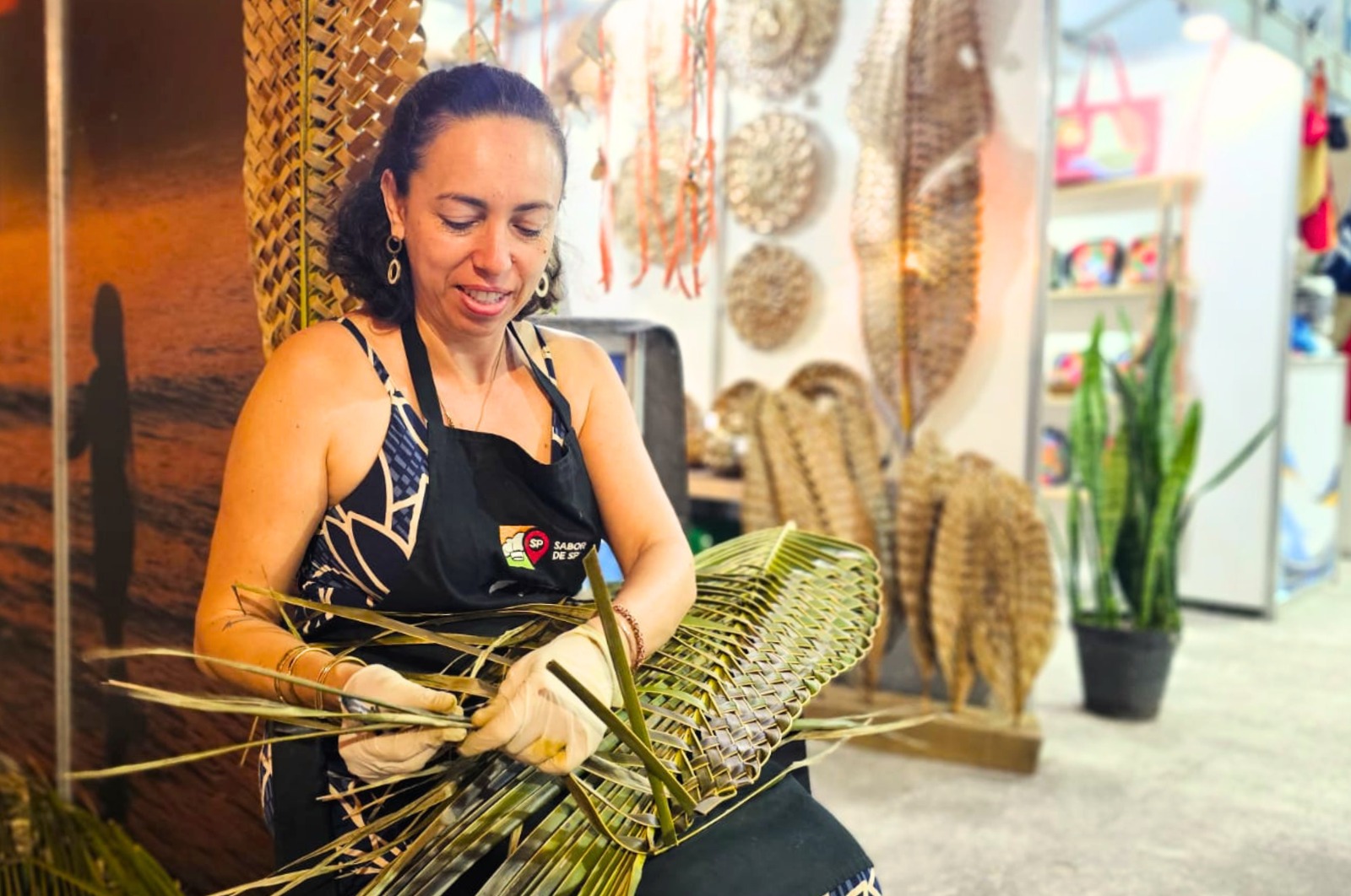 Festival do Camarão traz gastronomia caiçara e atrações culturais até domingo (26)