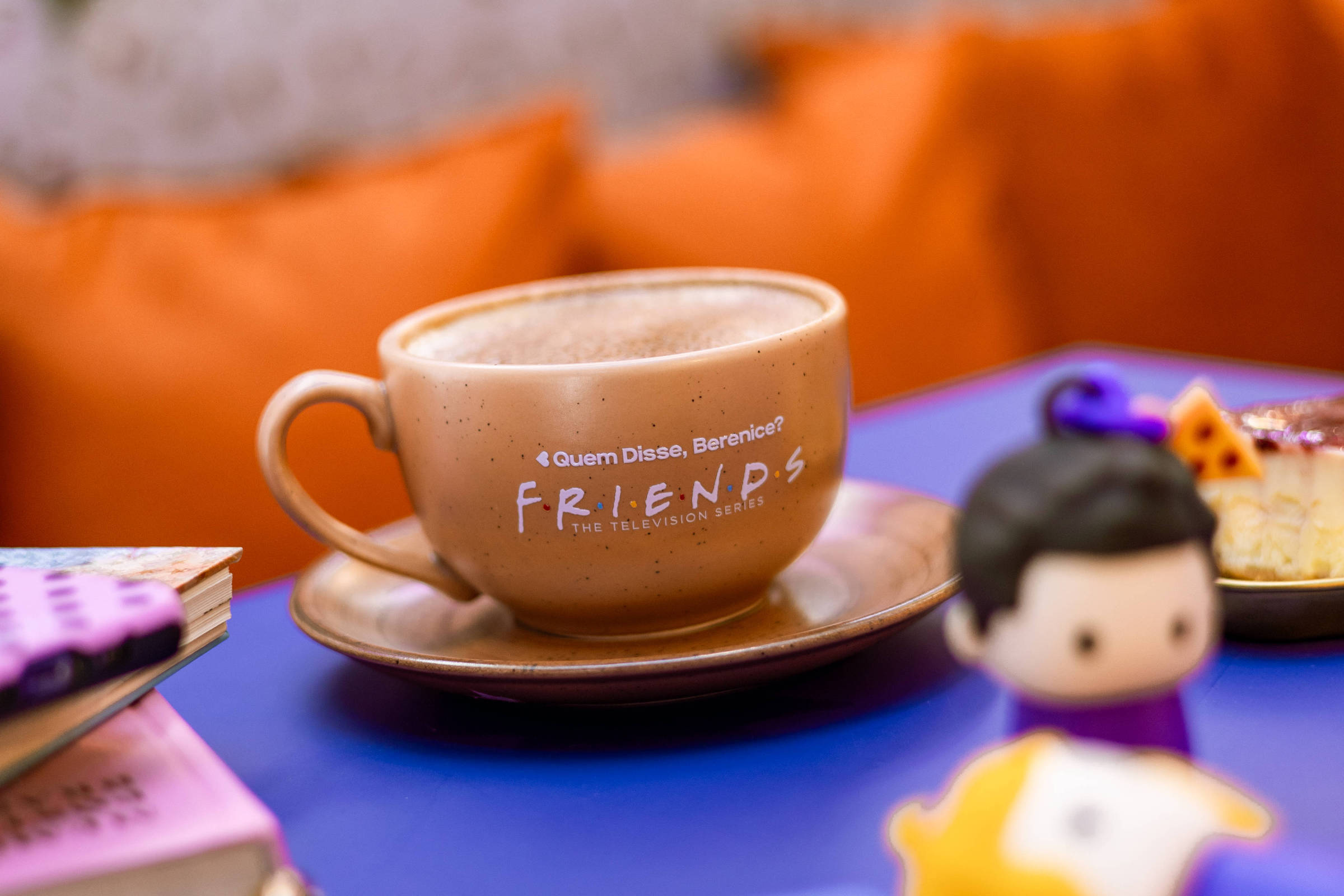 Café temporário inspirado na série 'Friends' é aberto em São Paulo