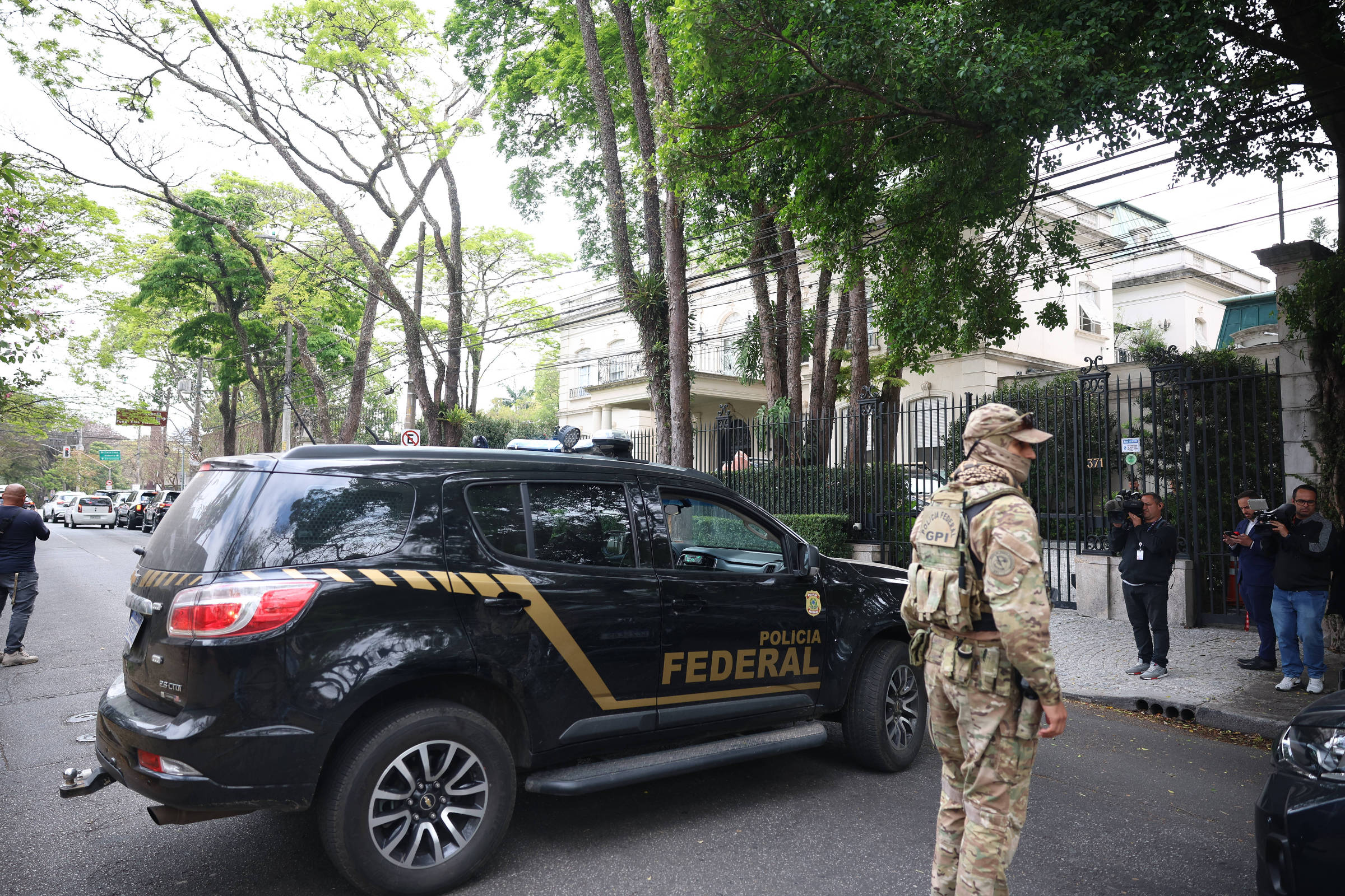 Apreensão de madeira sem droga expõe irritação da PF com a Receita Federal