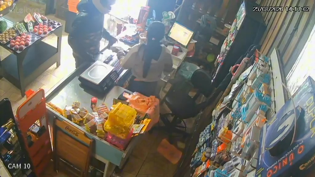 Homem é preso após assaltar mercado à mão armada no Massaguaçu