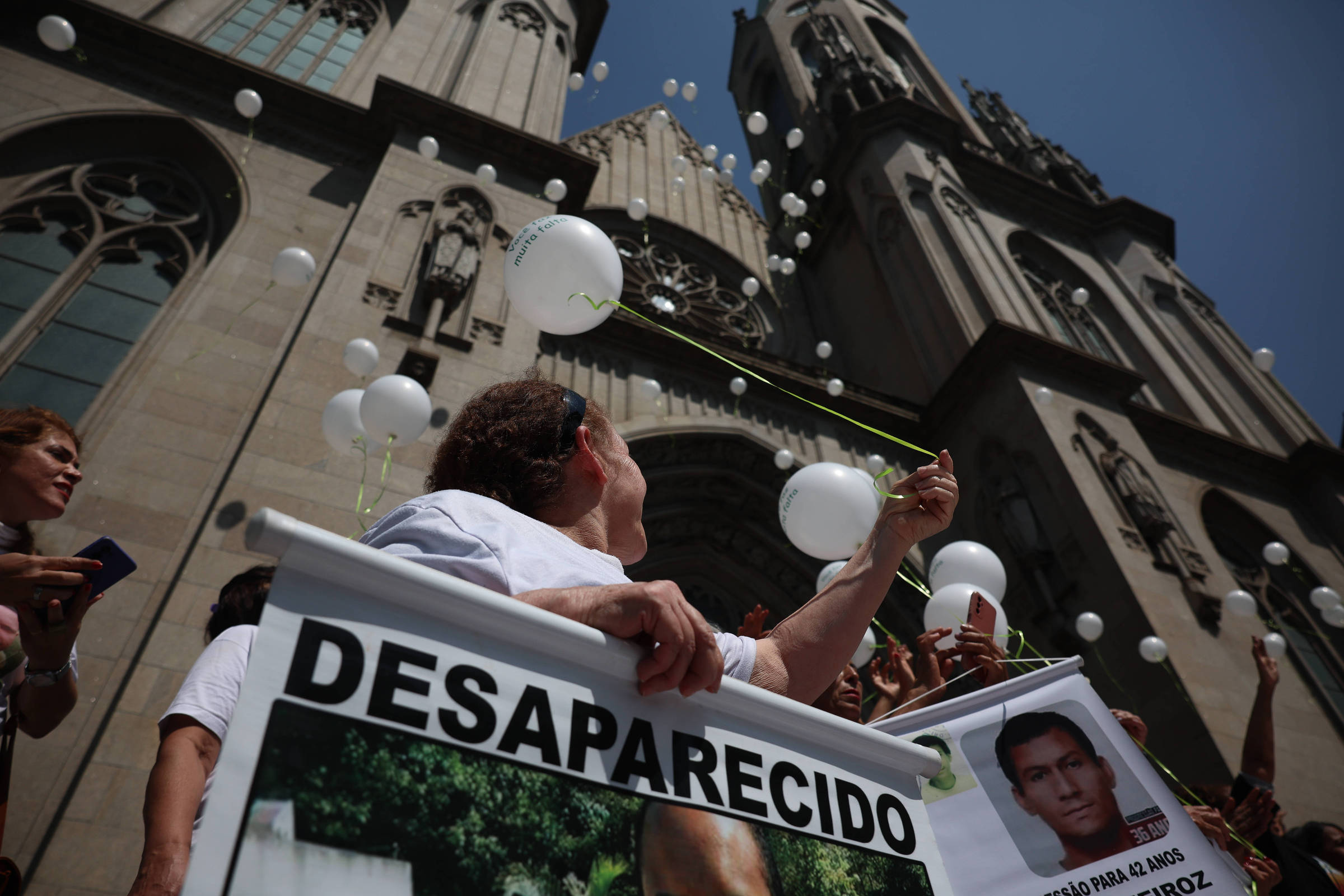 Polícia de SP faz ação de coleta de DNA para localizar pessoas desaparecidas