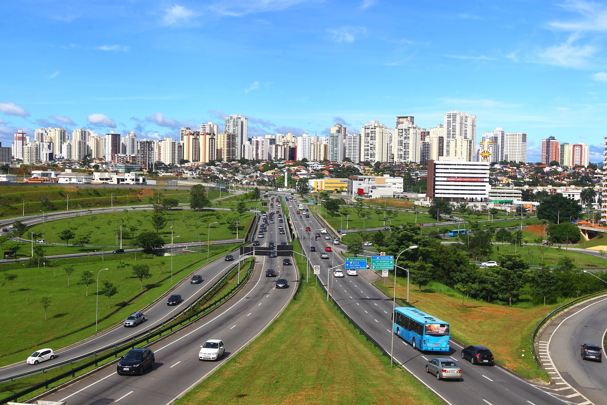 Vale e região ganham quase 190 mil moradores em 10 anos; veja quais cidades mais cresceram