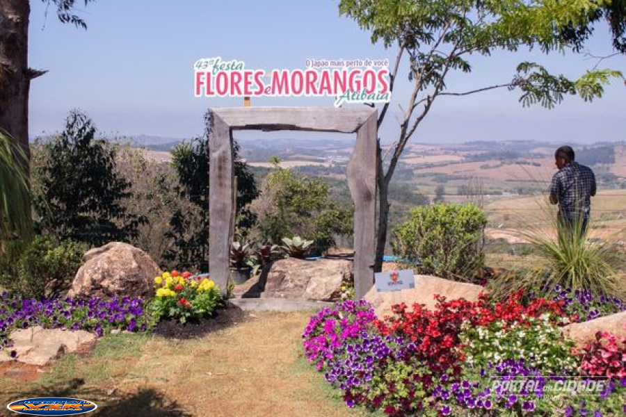 Atibaia se prepara para a 44ª Festa de Flores e Morangos