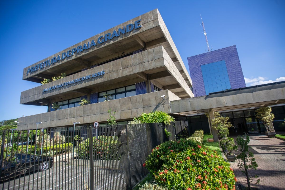 Polícia Civil faz operação contra núcleo ligado ao PCC suspeito de lavar R$ 1 bilhão