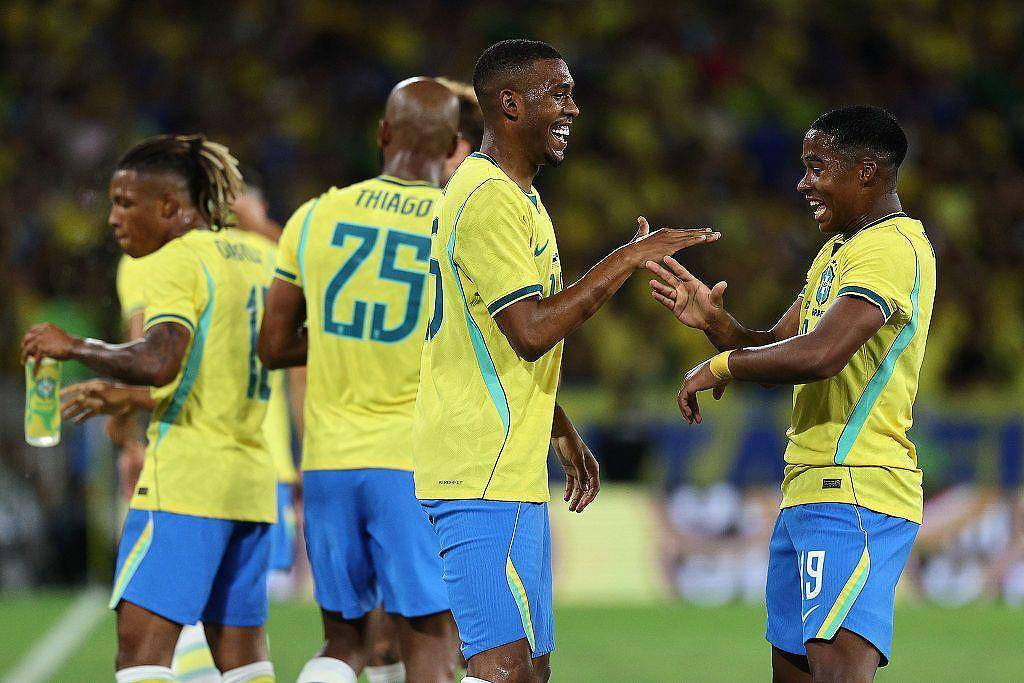 Seleção brasileira fará amistosos contra Japão e Singapura em novembro