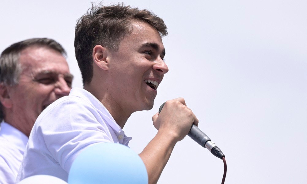 Nikolas se defende após vazamento de áudios: ‘Não é a toa que Vorcaro ficou puto’
