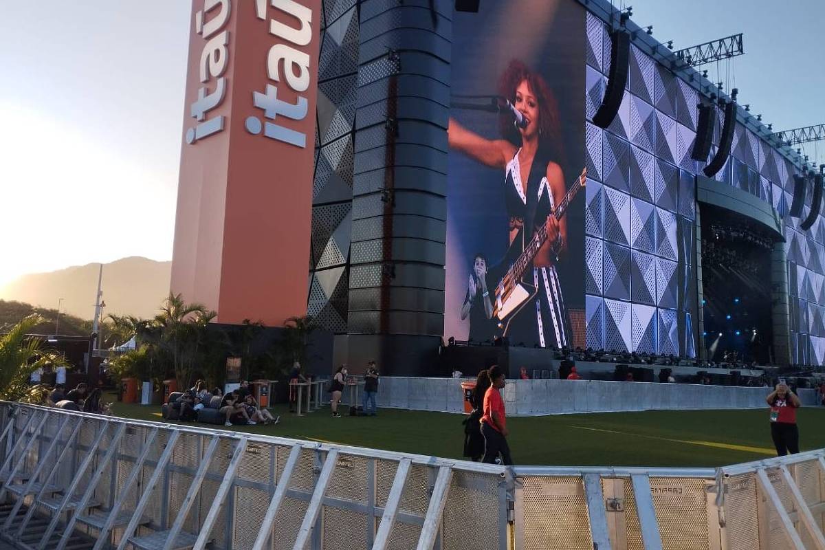 Rock in Rio começa com show esvaziado e inaugura cercadinho mais caro