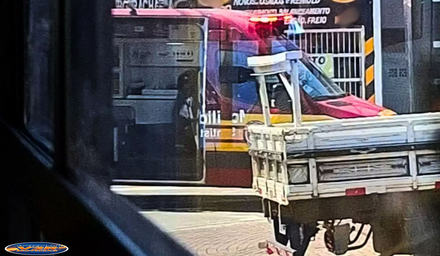 Idosa de 63 anos fica ferida após ser atingida por caminhão em Praia Grande