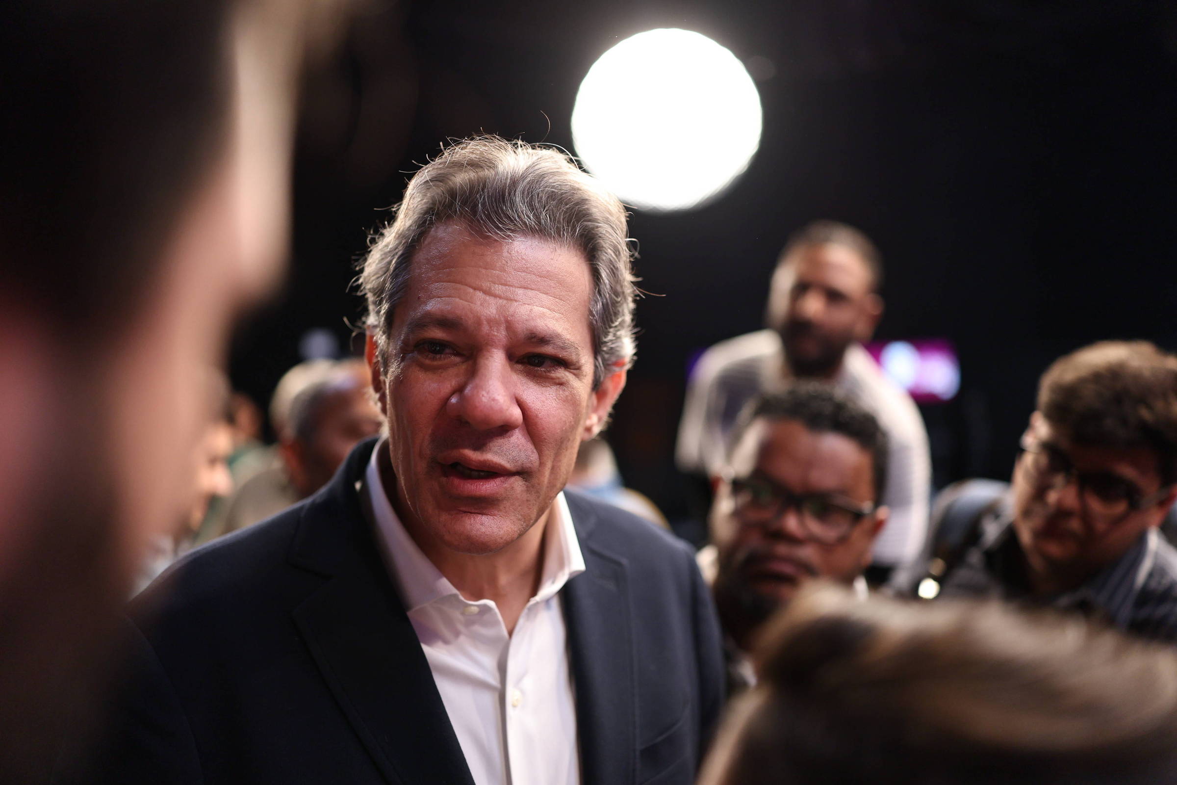 Haddad diz que nunca esteve com Vorcaro e vincula ex-banqueiro a Tarcísio e aliados de Bolsonaro