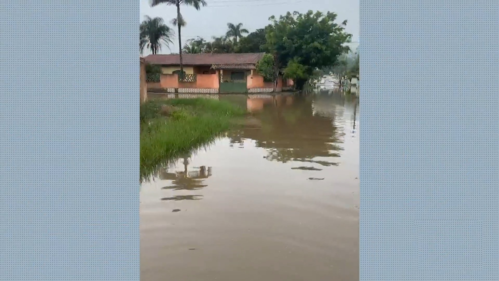 Atibaia registra alagamento em ruas e cidade segue em alerta para deslizamentos de terra