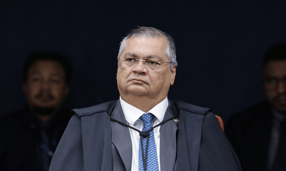 Dino pede apuração sobre conduta de Mendonça após encontro com Vorcaro