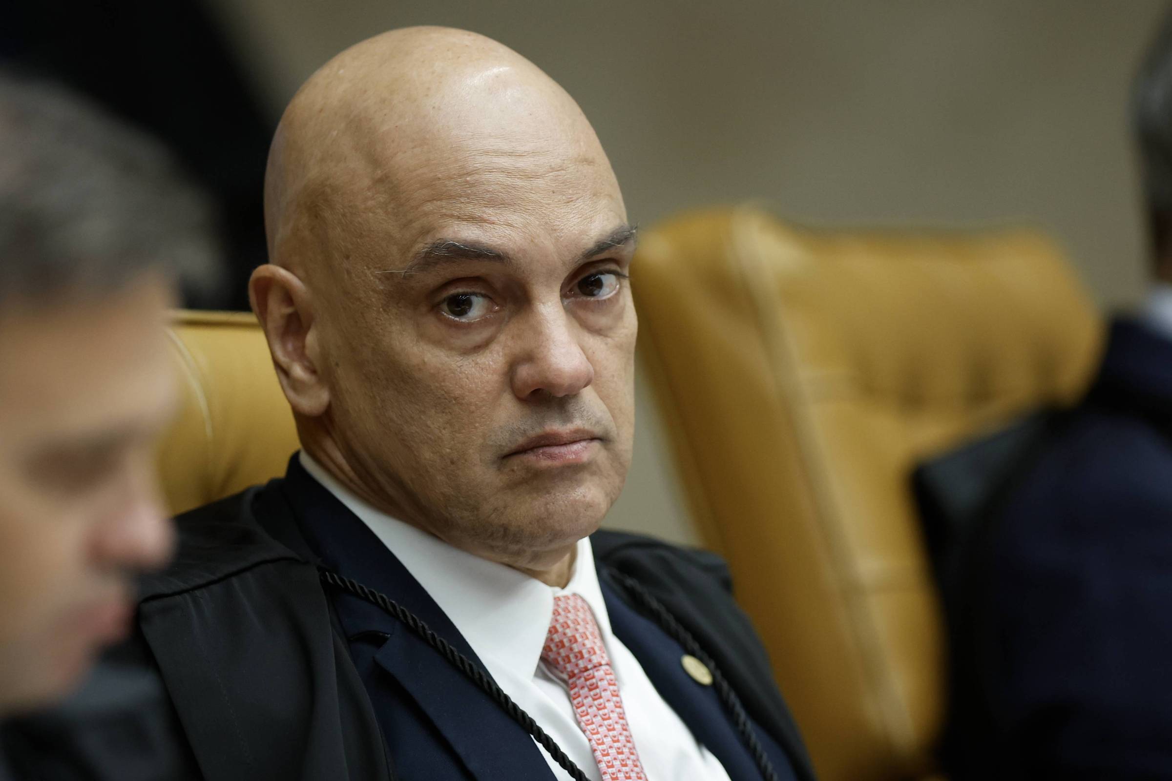 Moraes chama relatório apresentado por Mendonça de farsa e diz que é vingança após condenações na trama golpista