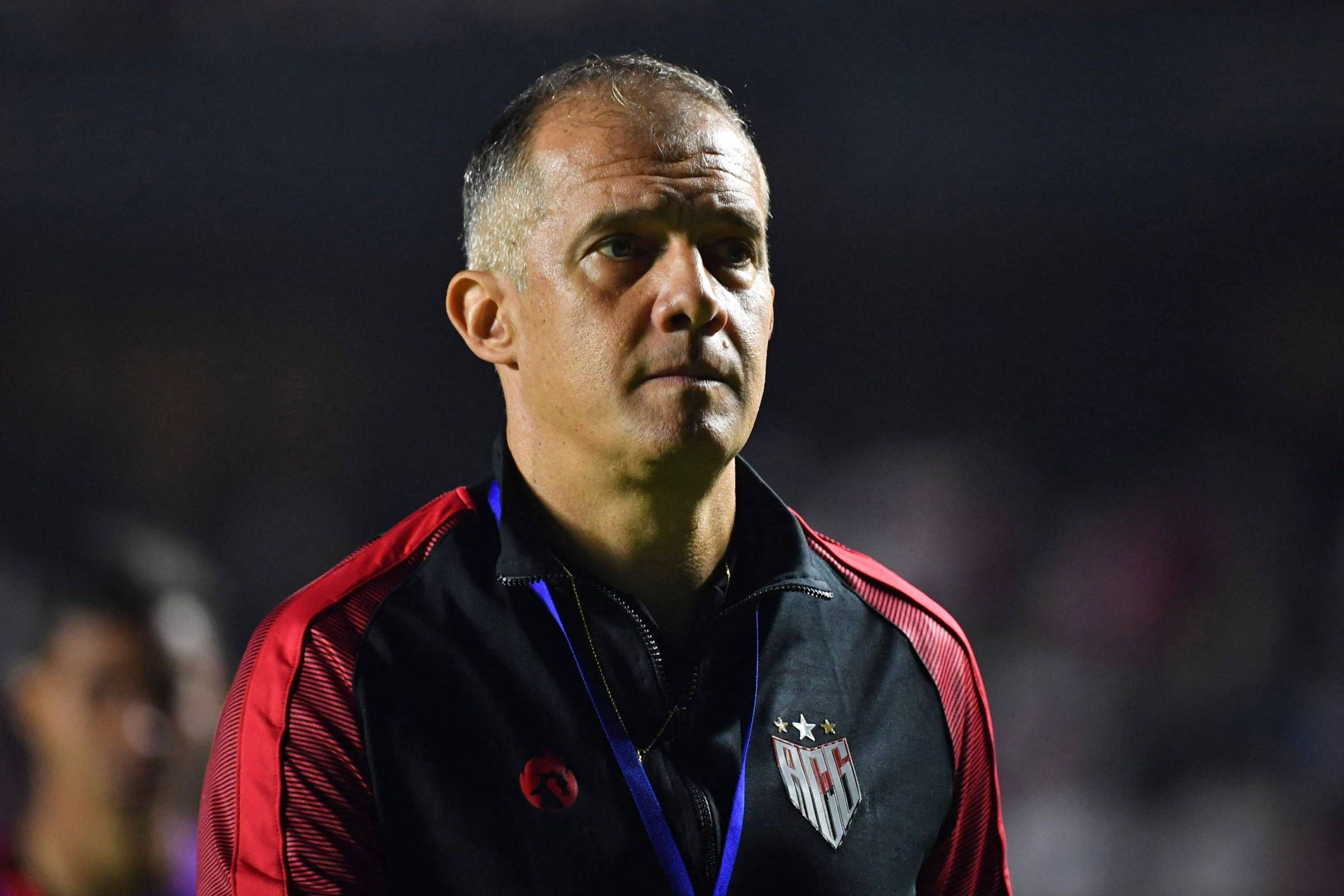 Eduardo Baptista assume o Inter com a missão de livrar o time do rebaixamento
